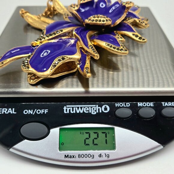 Oscar de La Renta Avant Garde Enamel and Swarovski Crystal Flower Necklace - Picture 8 of 12